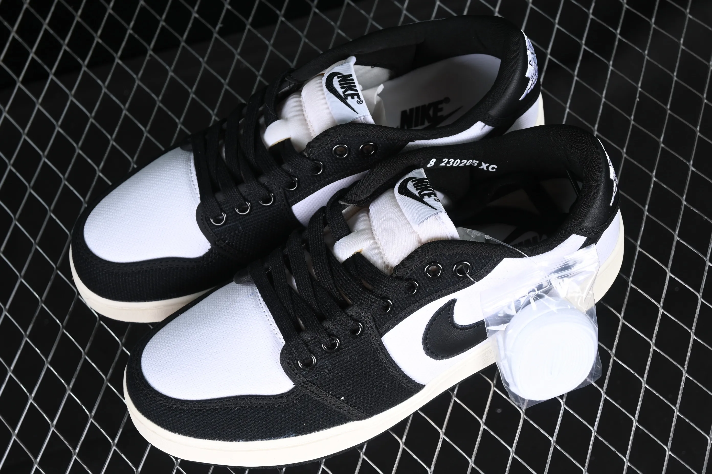 All categories Air Jordan Jordan series basketball shoes Air Jordan 1 Low Z version AJKO 1 Low Shadow "Panda" AJ1 Joe 1 Panda canvas cultural casual shoes DX4981-100